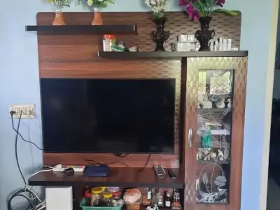 Urgent sale tv showcase Urgent sale tv showcase