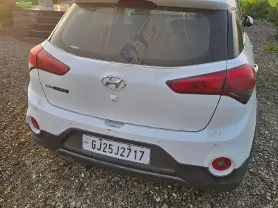Hyundai i20 Active 2015 Petrol Car Hyundai i20 Active 2015 Petrol Car