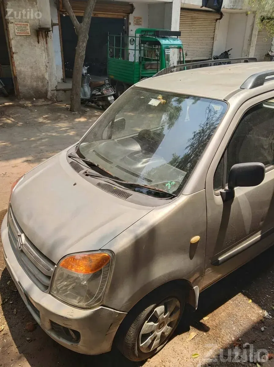Used Maruti Wagon R Silver Hatchback - Cars - Ahmedabad City - Image 3