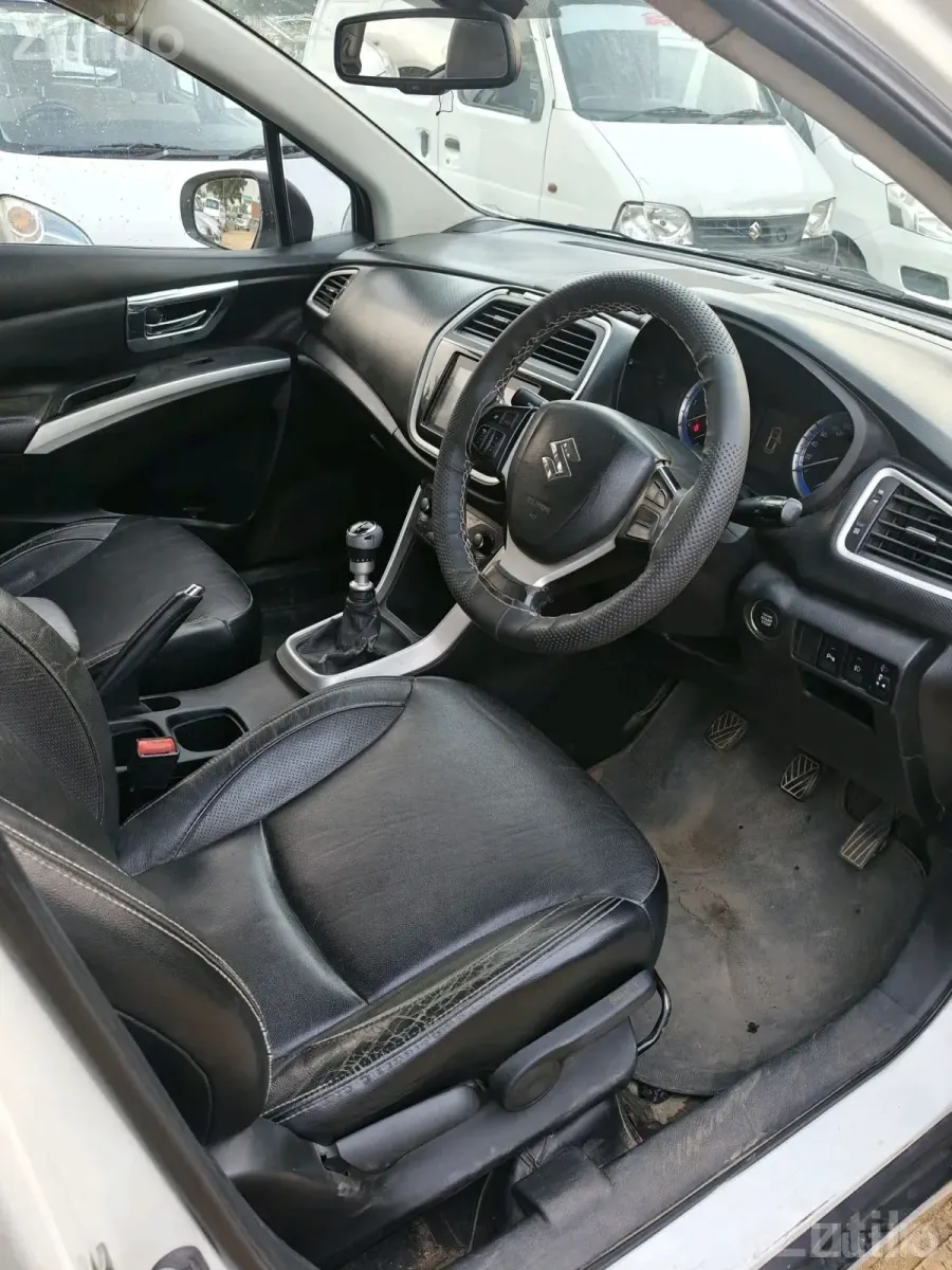 Maruti Suzuki S-Cross 2015 Second Owner - કાર - પાલનપુર - Image 2