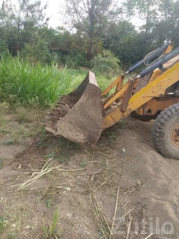 2008 Backhoe Loader with Good Tyres - Construction Vehicles - Visavadar - Image 3