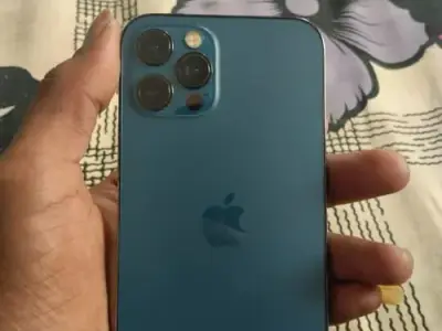 I phone 12 pro 256gb
Khali fon che I phone 12 pro 256gb
Khali fon che