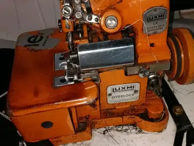 Luxmi LX Overlock Sewing Machine Luxmi LX Overlock Sewing Machine