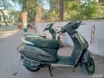 Honda Activa Scooter in Good Condition Honda Activa Scooter in Good Condition