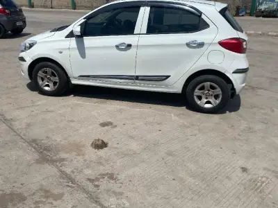 White Compact Hatchback Car for Sale White Compact Hatchback Car for Sale