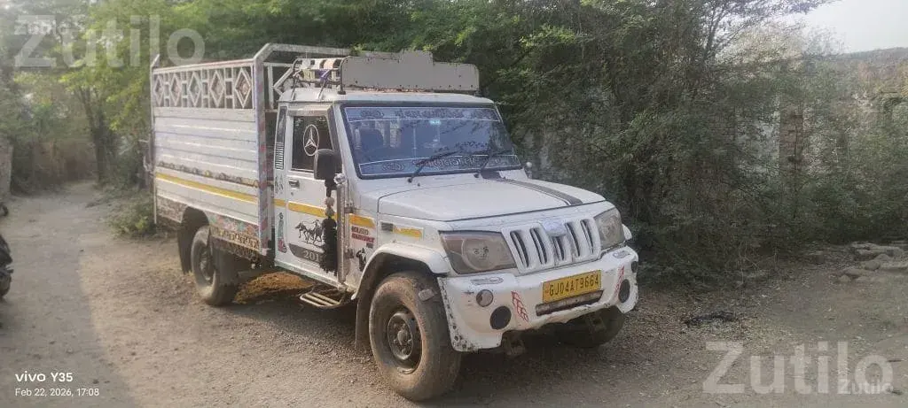2018 Mahindra Bolero Pickup White - Cars - Sihor - Image 4