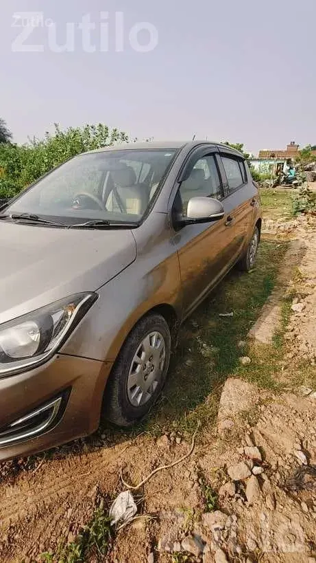 Hyundai i20 2014 Model Car - કાર - સાણંદ - Image 2