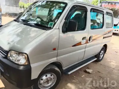 Maruti Suzuki Eeco Petrol CNG Silver