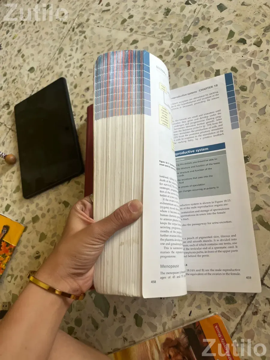 Ross and Willson Anatomy and physiology in health and illness 12 edition - કોલેજ પુસ્તકો - સુરત શહેર - Image 5