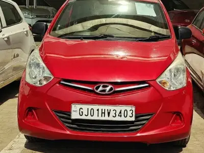 Hyundai Eon 2017 Red Hatchback Hyundai Eon 2017 Red Hatchback