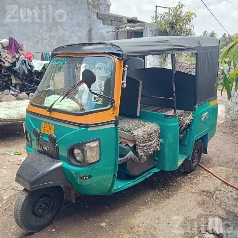 2022 Mahindra Alfa CNG Auto Rickshaw - Auto Rickshaws - Veraval - Image 3
