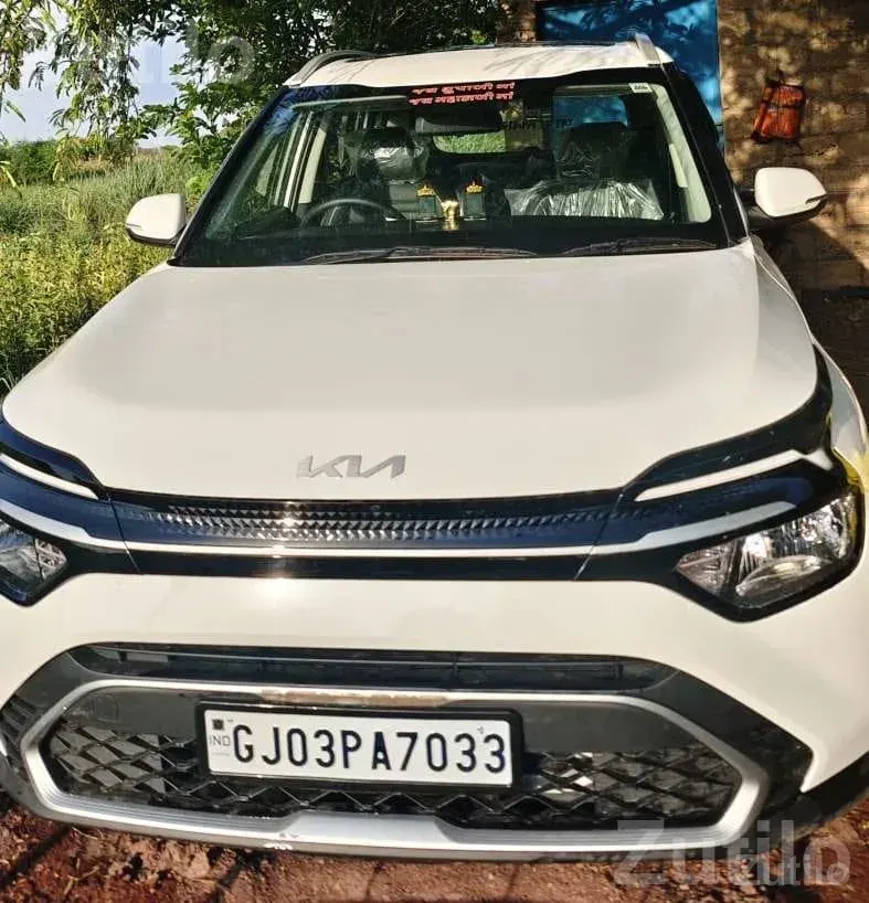 7 Seater Car on Rent for Tours and Weddings - Vehicle Rentals - Jasdan - Image 5