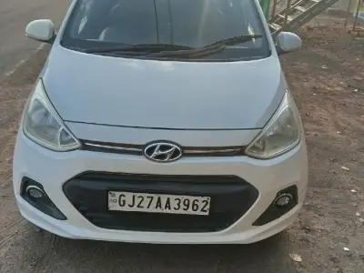HYUNDAI I 10 GRAND વેચવાની છે.