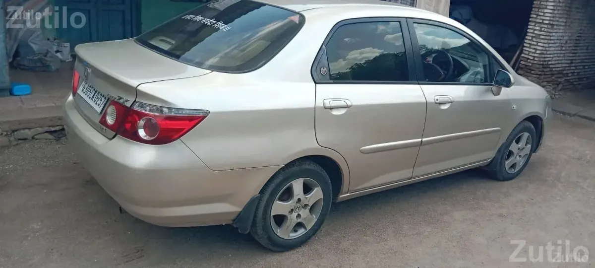 Honda City 2008 CNG Car - Cars - Rajkot City - Image 4