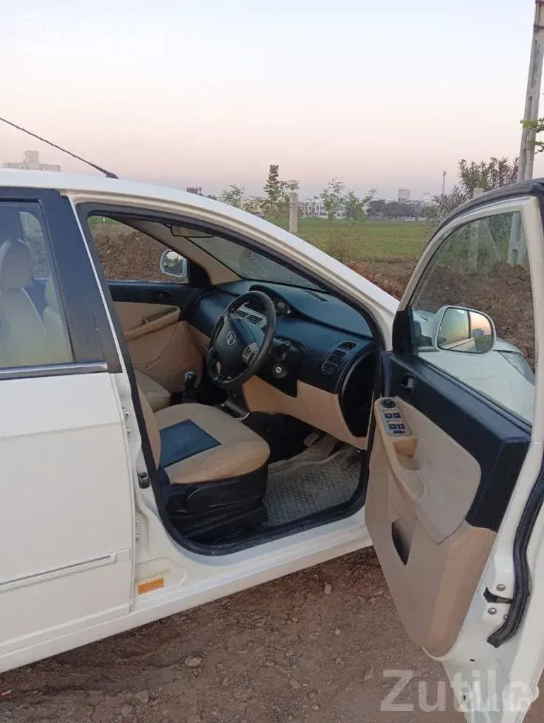 Tata Vista 2012 Car with New Tyres - કાર - તાળાજા - Image 4