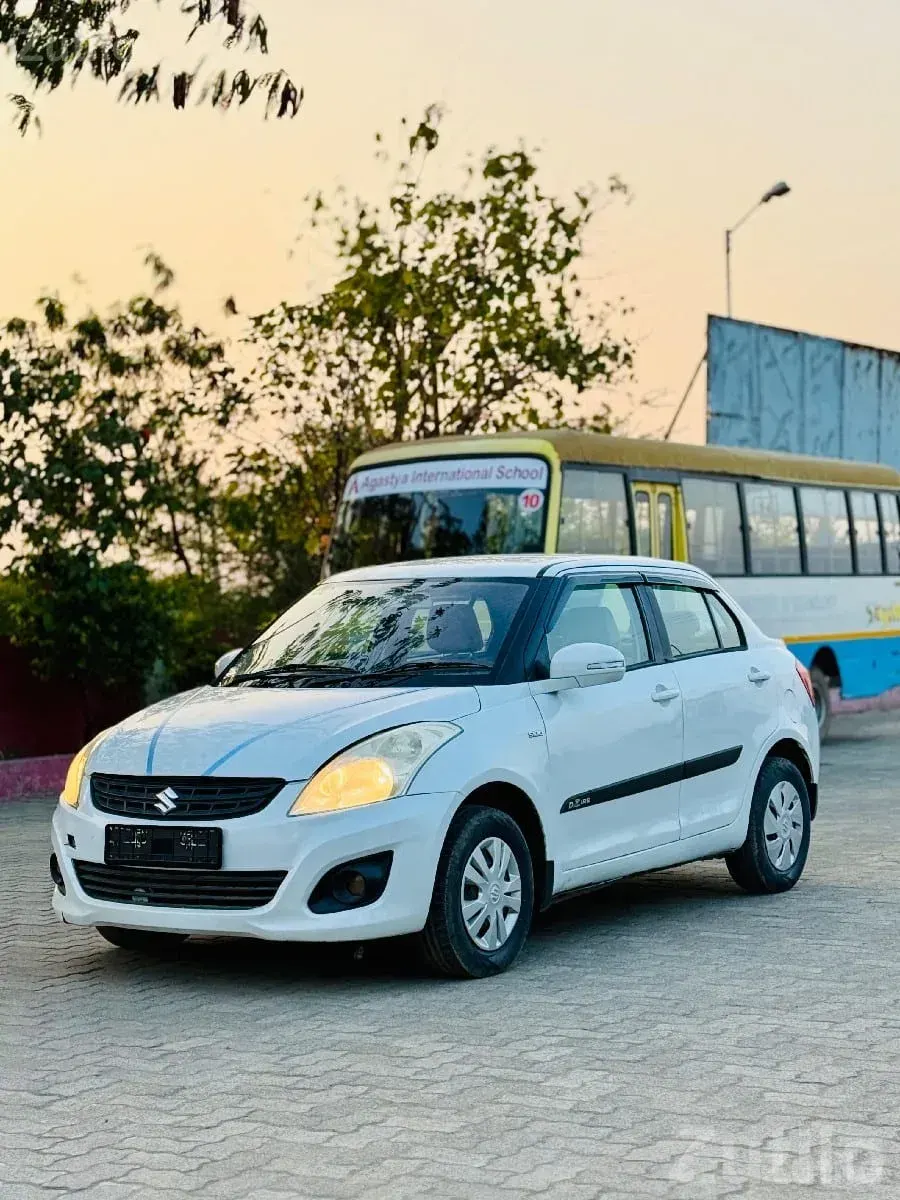 White Maruti Swift Dzire Sedan Car - કાર - કેશોદ - Image 5