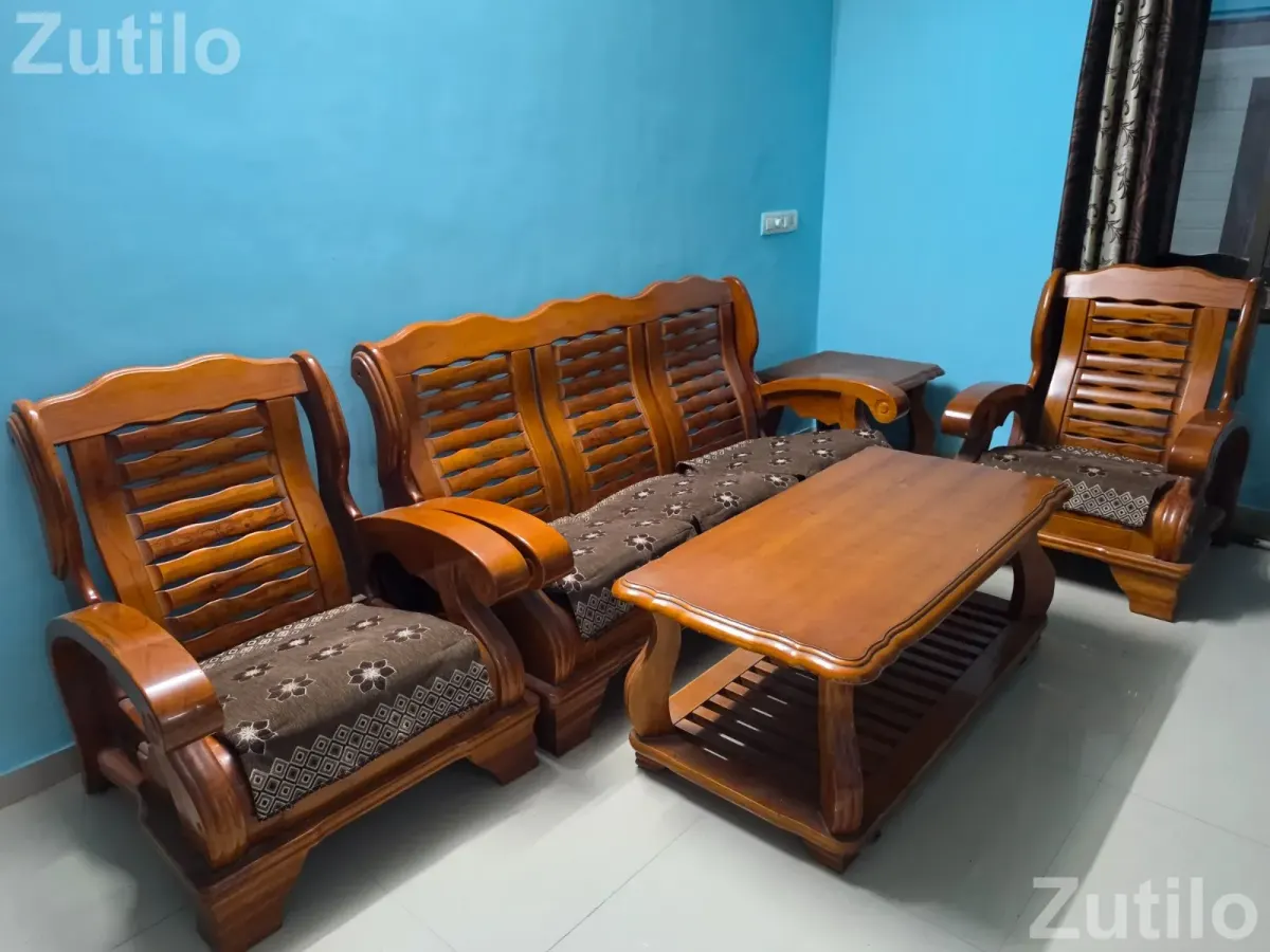 Complete sofa set made of Malaysian rubber wood available for resale - Sofa Sets - Vadodara City - Image 2