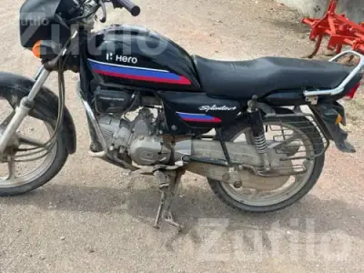 2023 Hero Splendor Bike, 22,000 km Run 2023 Hero Splendor Bike, 22,000 km Run