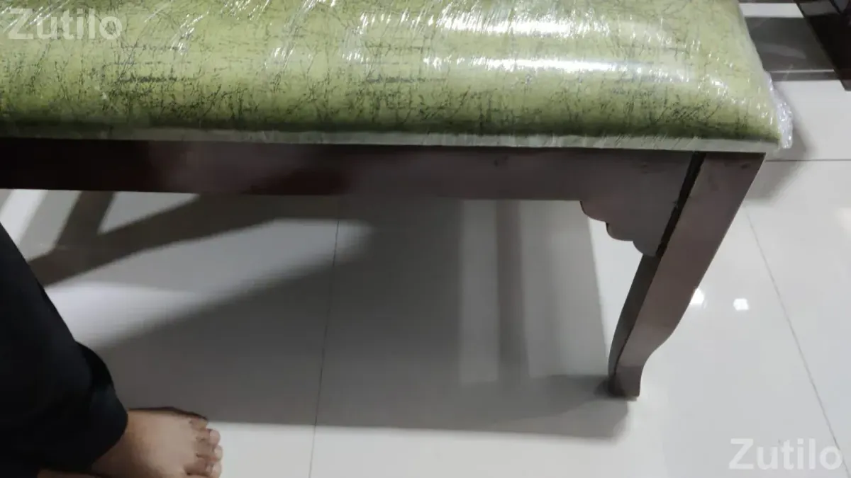 Marble top dining table - ડાઇનિંગ ટેબલ - વડોદરા શહેર - Image 4