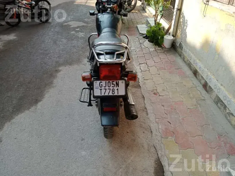Hero Splendor 2023 Bike in Good Condition - Bikes - Surat City - Image 5