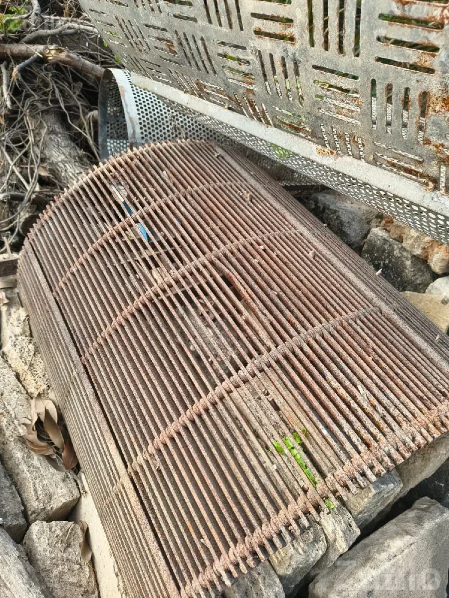 Used Curved Metal Mesh Plate for Sale - અન્ય ઔદ્યોગિક વસ્તુઓ - મોકર - Image 2