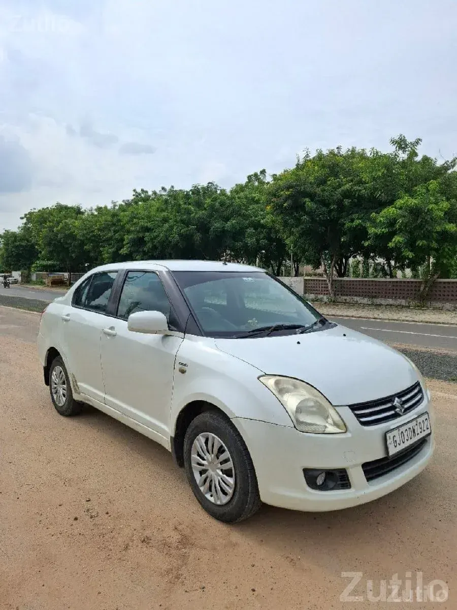 Maruti Suzuki Swift Dzire 2011 - કાર - છાયા - Image 3