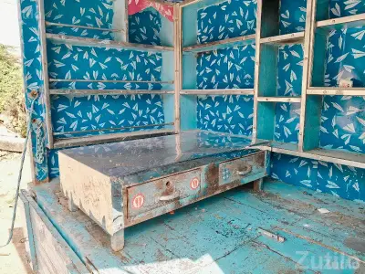 Used Metal Cabin With Storage Shelves Used Metal Cabin With Storage Shelves