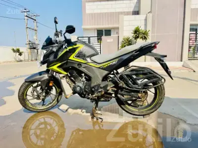 Honda CB Hornet 160R Bike 2017 Model
