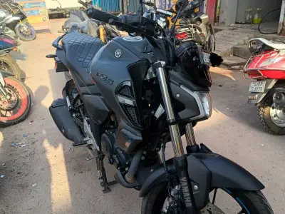 Yamaha FZS FI Hybrid Top Model | 8500 KM | Feb 2026 | Warranty | ABS Yamaha FZS FI Hybrid Top Model | 8500 KM | Feb 2026 | Warranty | ABS