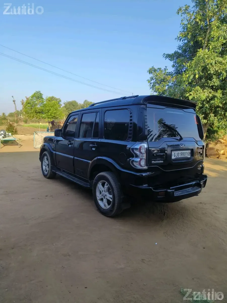 Mahindra Scorpio S10 2015 SUV - કાર - પાલનપુર - Image 4