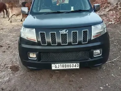 Mahindra TUV300 Black Diesel SUV Mahindra TUV300 Black Diesel SUV
