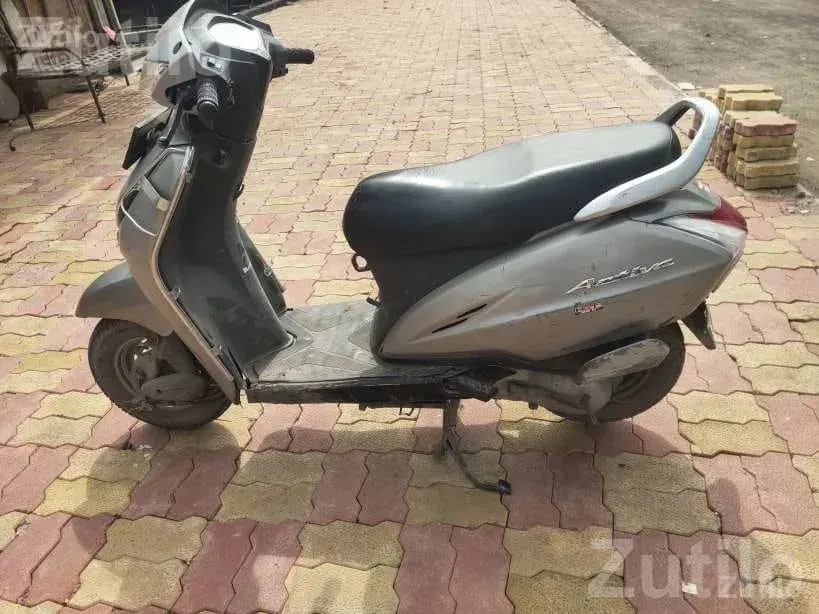 Honda Activa 5G 2018/19 Second Owner - બાઇક્સ - આણંદ - Image 4