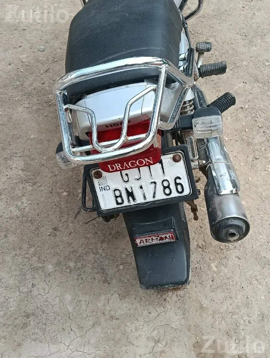 Hero Splendor 2017 Bike Second Owner - બાઇક્સ - માંગ્રોળ - Image 2