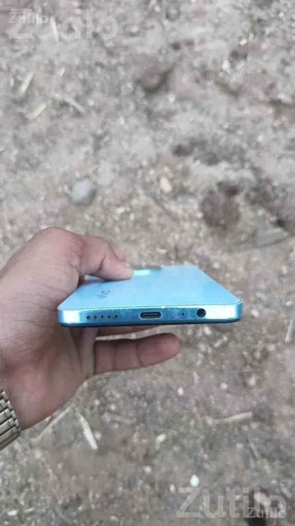 Vivo V50 5G 128GB Mobile Phone - Mobile Phones - Nakhatrana - Image 3