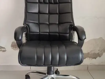 Office Table with Black Director Chair Set