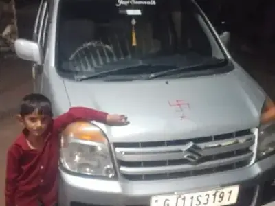 Maruti Suzuki WagonR Model 8 Silver Car Maruti Suzuki WagonR Model 8 Silver Car
