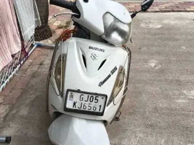 Suzuki Access 125 2013 Petrol Scooter Suzuki Access 125 2013 Petrol Scooter