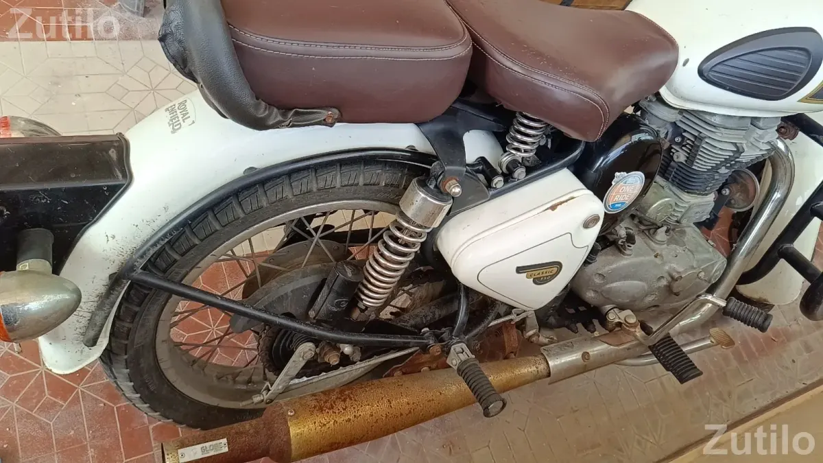 Royal Enfield Classic 350 - Bikes - Ahmedabad City - Image 2