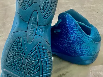 Basketball shoes size 7 for sale Basketball shoes size 7 for sale