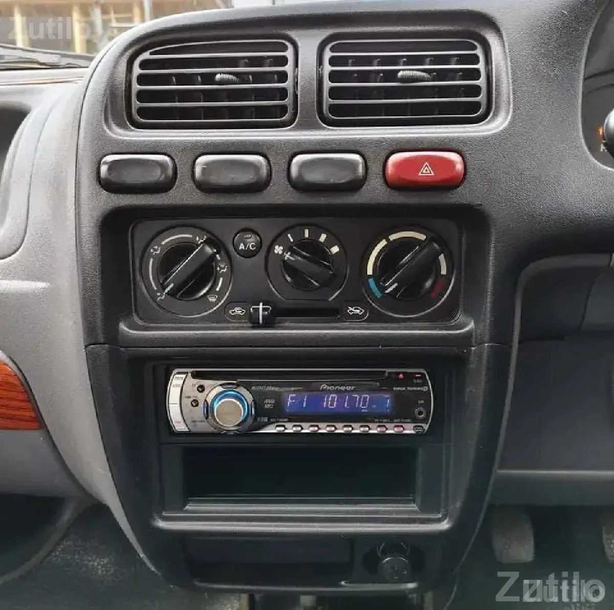 Maruti Suzuki Alto LXI – Reliable Family Car - Cars - Bhanvad - Image 3