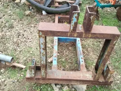 Iron Platform Frame for Pond Setup