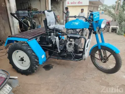 Shreeji three wheel loading vehicle Shreeji three wheel loading vehicle
