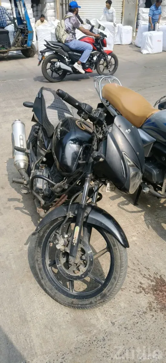 Bajaj Pulsar 150 Bike 42000 km - બાઇક્સ - અમદાવાદ શહેર - Image 5