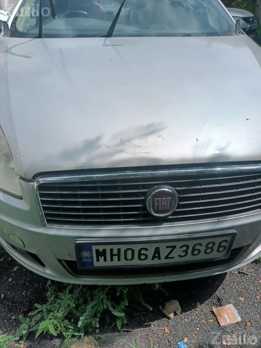 Fiat Linea 2010 Petrol 2nd Owner - કાર - ભુજ - Image 2