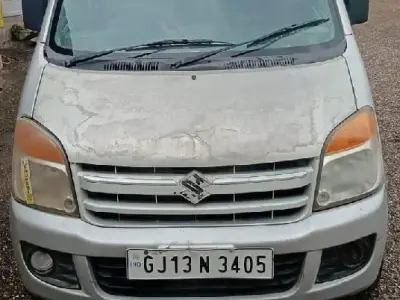 ગાડી વેચવાની છે ગાડી વેચવાની છે