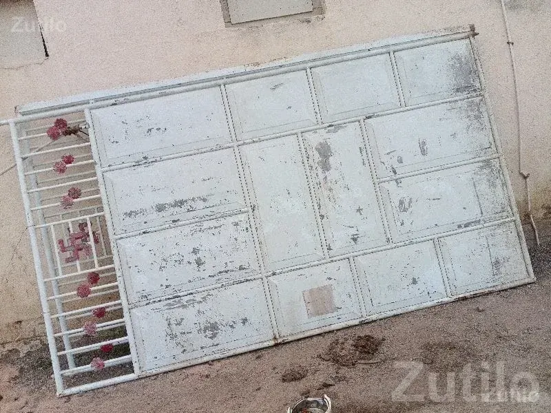 Used Metal Gate / Dellu for Seating Area - વિવિધ - બાગસરા - Image 2