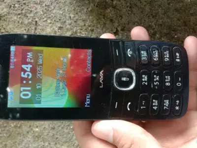 Lava LF7002 Keypad Mobile Phone