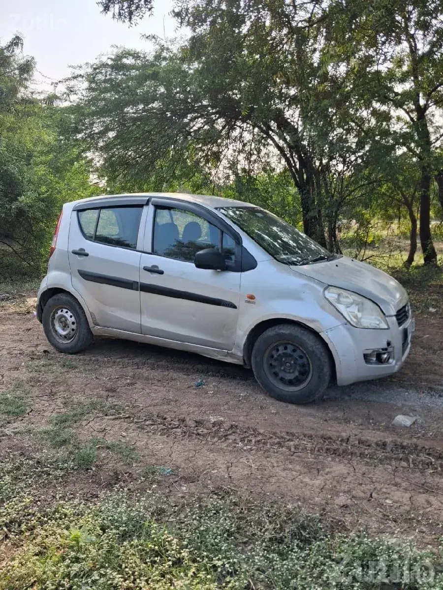Maruti Ritz Silver Hatchback Car - Cars - Talaja - Image 3