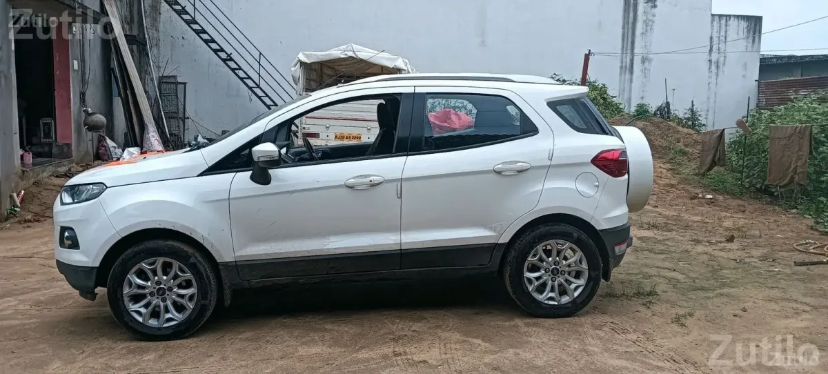 Ford EcoSport Titanium Optional Diesel Manual - કાર - ડીસા - Image 3