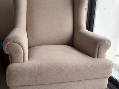 Big Chair Big Chair